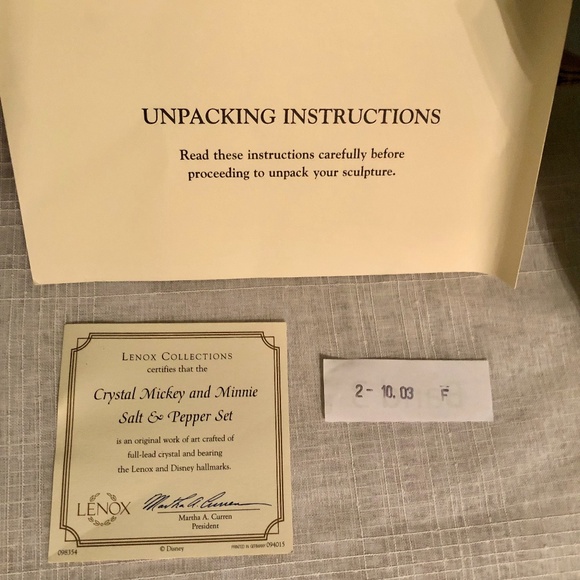 Vtg Disney Lenox Mickey Minnie Mouse Full Lead Crystal Salt & Pepper Shakers 4" - Picture 6 of 9